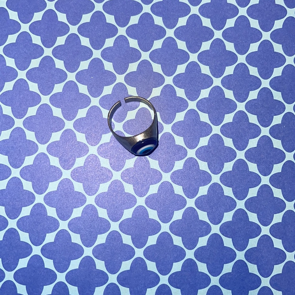 Ring - Picture 2 of 3